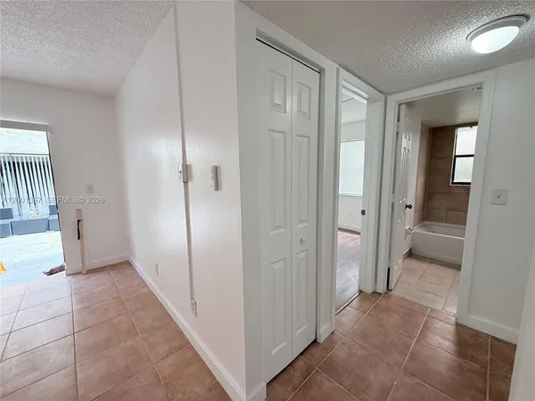 $1,850 | 11120 Royal Palm Boulevard, Unit 410, Coral Springs, FL 33065