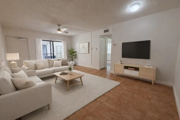 $1,850 | 11120 Royal Palm Boulevard, Unit 410, Coral Springs, FL 33065