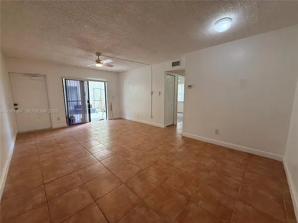 $1,850 | 11120 Royal Palm Boulevard, Unit 410, Coral Springs, FL 33065