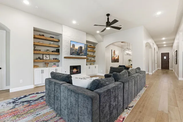 $875,000 | 512 Choke Canyon Lane, Georgetown, TX 78628