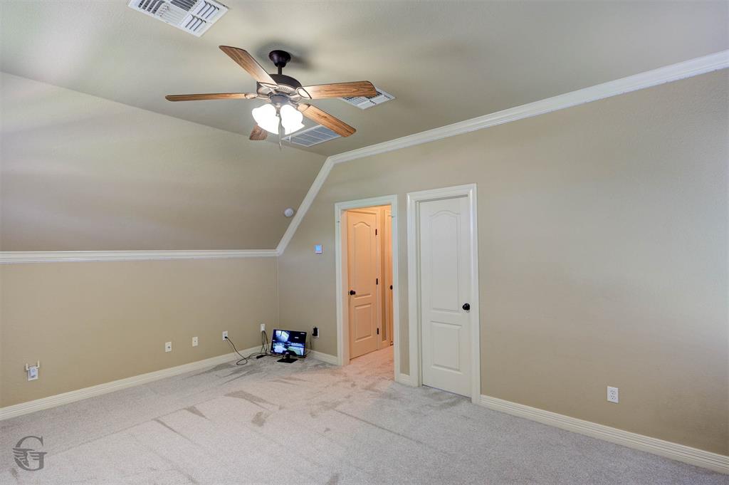 830 Entrada Bossier City, LA 71111 - Photo 20 of 25 en view of an empty room