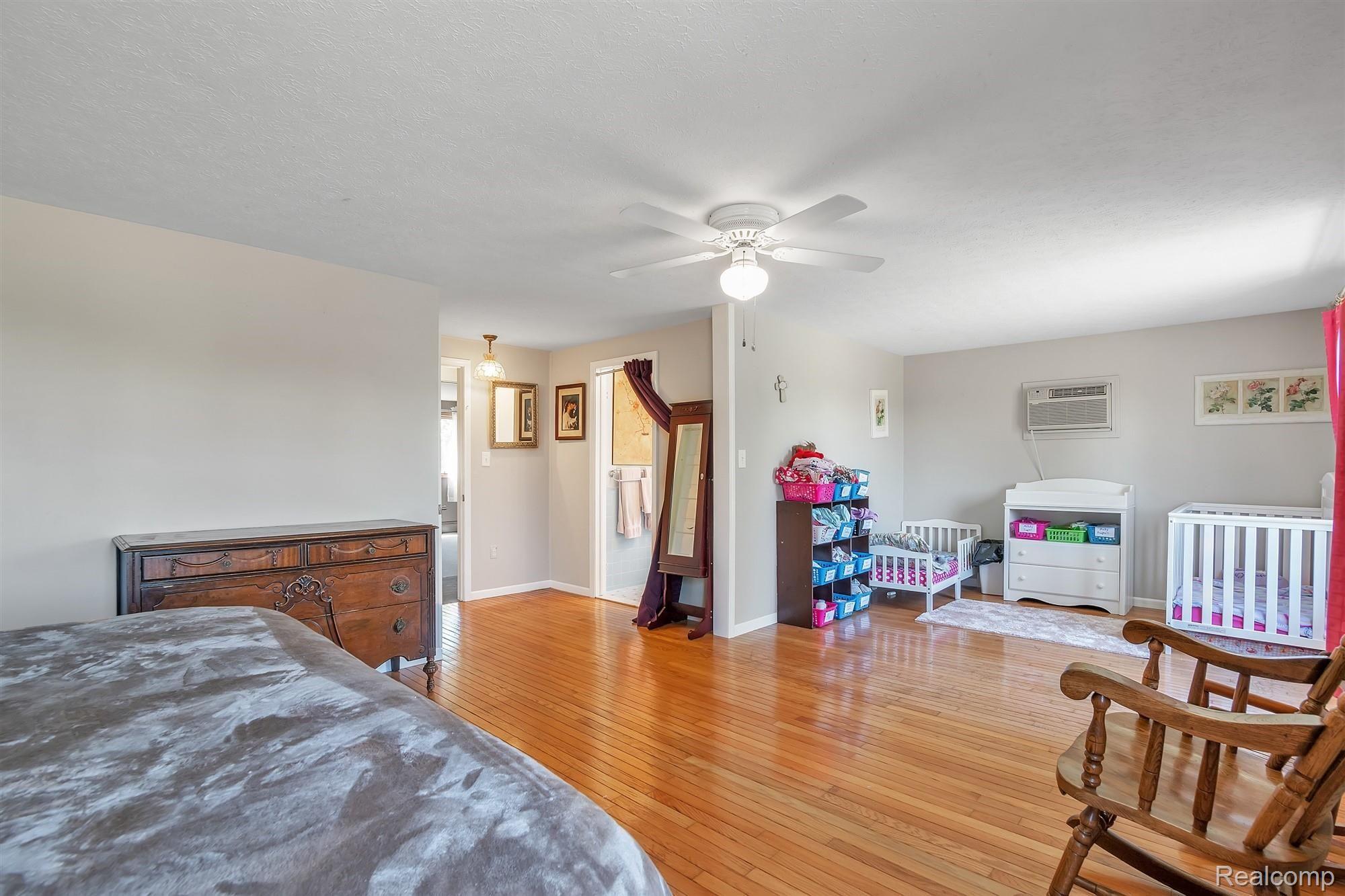 3674 Golf Club Road Howell, MI 48843 - Photo 28 of 61 32-3674-Golf-Club-Rd-Howell-MI-4884.jpg