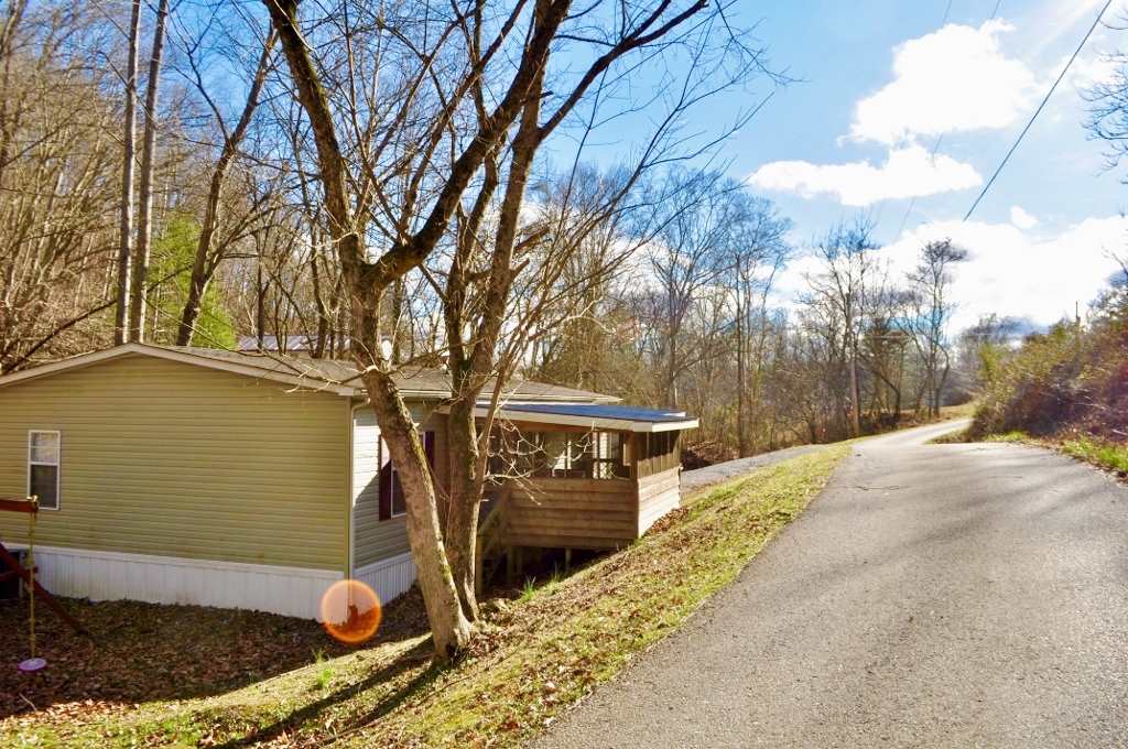 7 Sam Collins Road Huntington, WV 25702 - Photo 2 of 23 Gallery Image 2