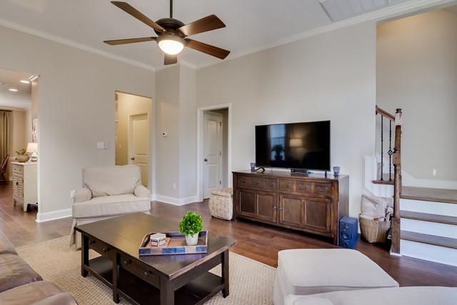 1221 Reid Road Augusta, GA 30909 - Photo 10 of 31 Living Room