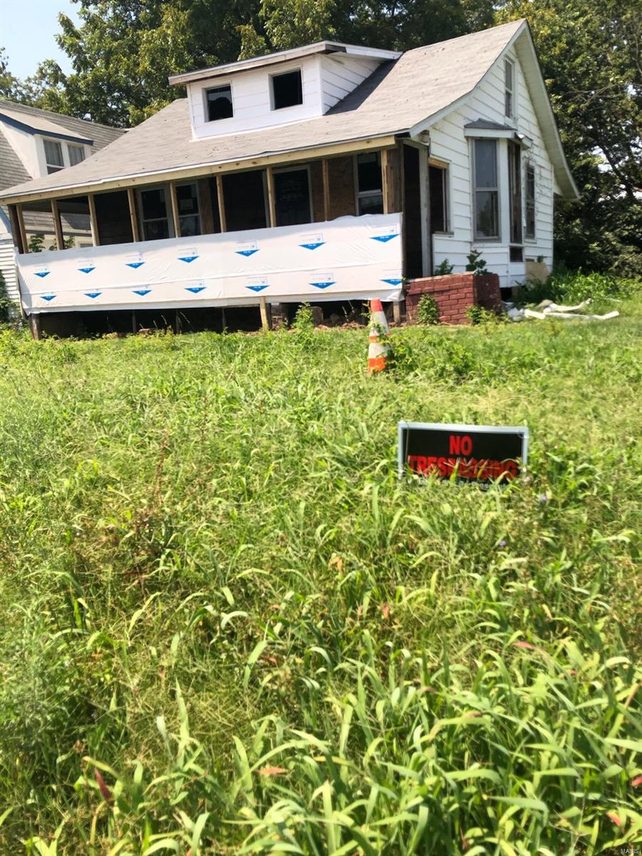 2243 Kratky Road St. Louis, MO 63114 - Photo 1 of 1 Gallery Image 1