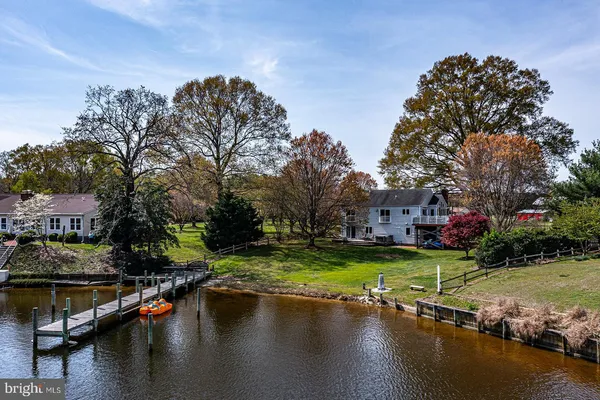 $575,000 | 150 East Harbor Drive, Reedville, VA 22539