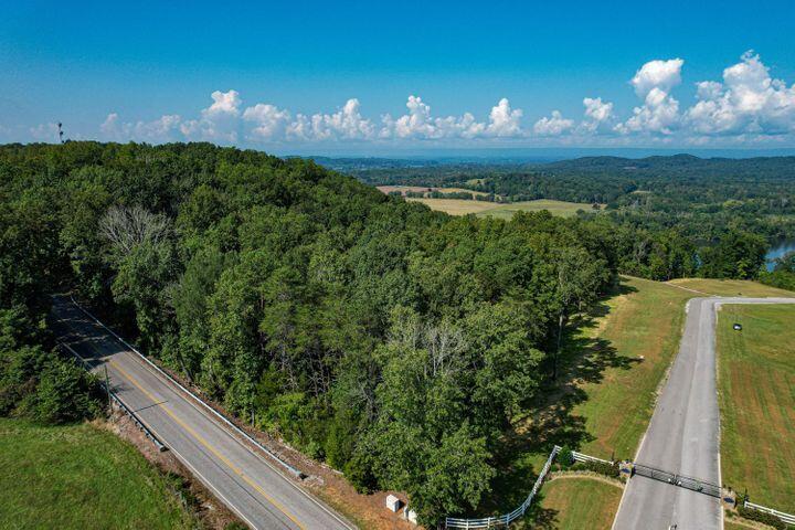 25 Espalier Drive Decatur, TN 37322 - Photo 8 of 17 20210917163337636385000000-o