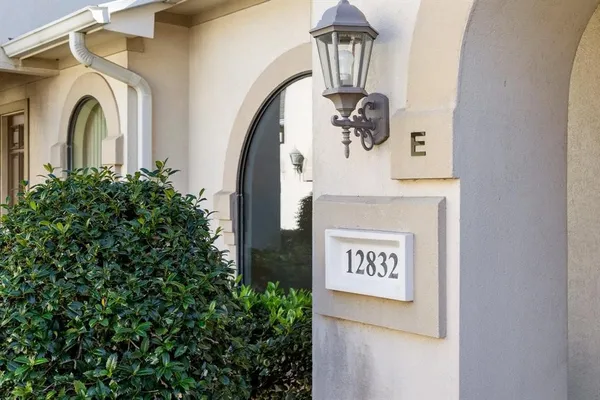 $198,000 | 12832 Willow Centre Drive, Unit E AND F, Houston, TX 77066