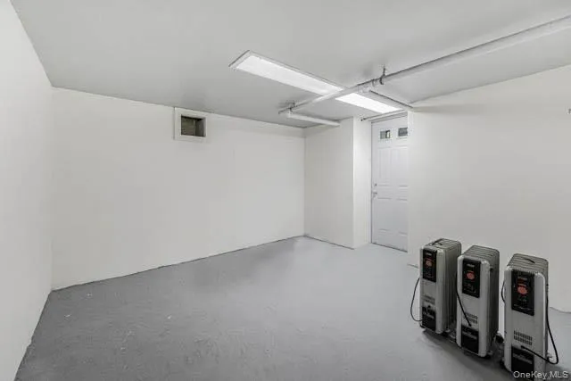 $720,000 | 69 Waring Place, Yonkers, NY 10703