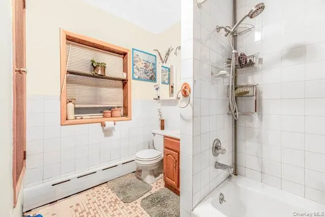 $720,000 | 69 Waring Place, Yonkers, NY 10703