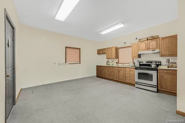 $720,000 | 69 Waring Place, Yonkers, NY 10703