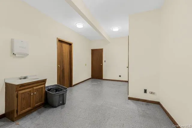 $720,000 | 69 Waring Place, Yonkers, NY 10703