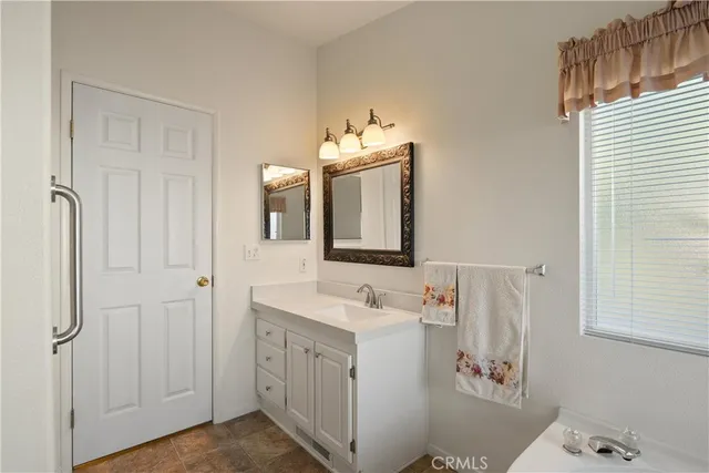 $219,000 | 2050 Springfield Drive, Unit 143, Chico, CA 95928