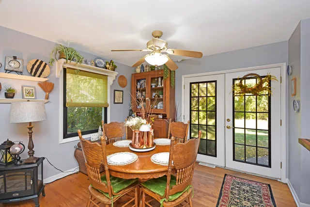 $375,000 | 916 Lacey Avenue, Lisle, IL 60532