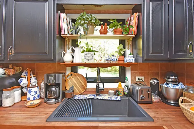 $375,000 | 916 Lacey Avenue, Lisle, IL 60532