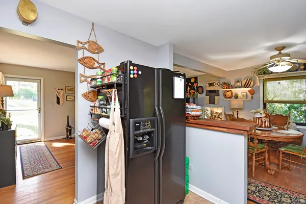 $360,000 | 916 Lacey Avenue, Lisle, IL 60532