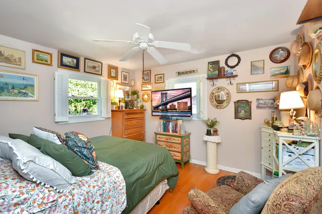 $375,000 | 916 Lacey Avenue, Lisle, IL 60532