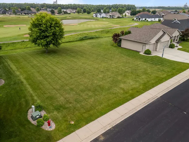 $69,900 | 563 Royal Saint Pats Drive, Wrightstown, WI 54180