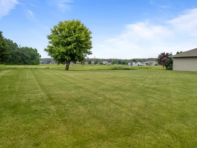 $69,900 | 563 Royal Saint Pats Drive, Wrightstown, WI 54180