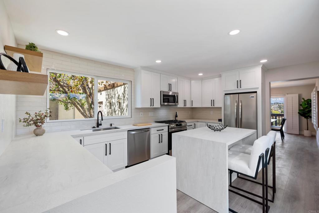 575 Otay Lakes Road, Unit 48 Chula Vista, CA 91913 - Photo 2 of 50 Kitchen