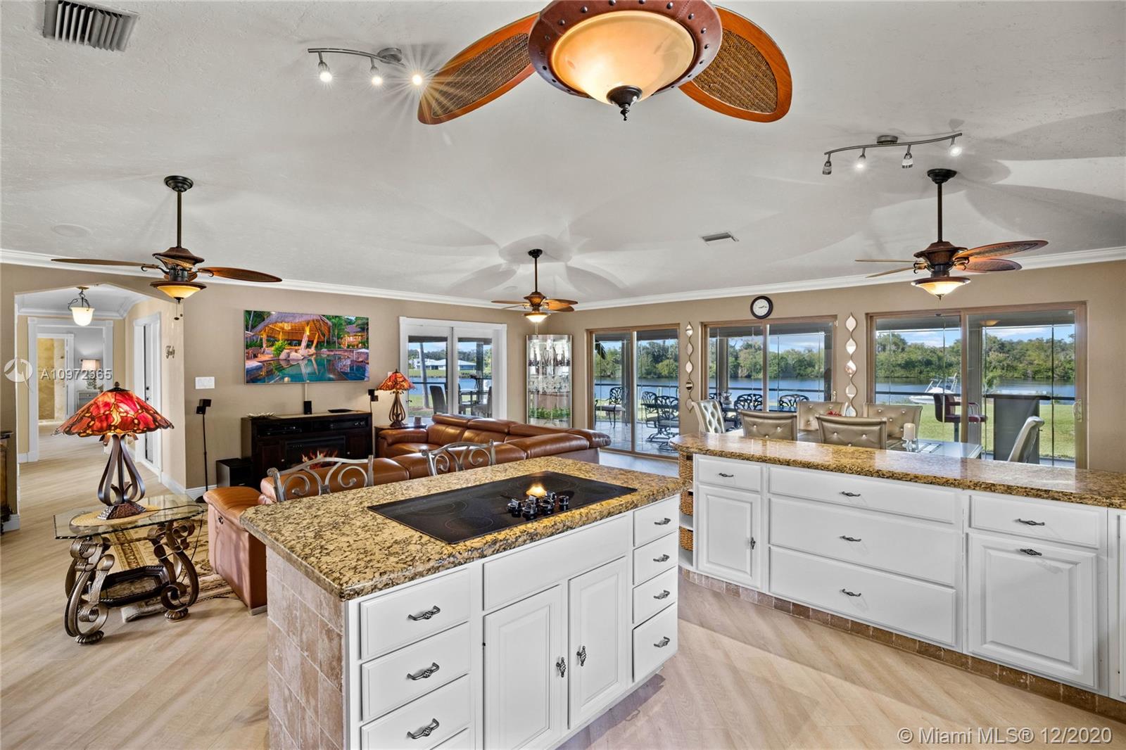 4888 Fort Denaud Road LaBelle, FL 33935 - Photo 12 of 38 Gallery Image 12