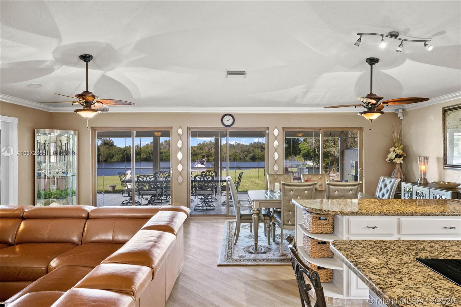 4888 Fort Denaud Road LaBelle, FL 33935 - Photo 10 of 38 Gallery Image 10