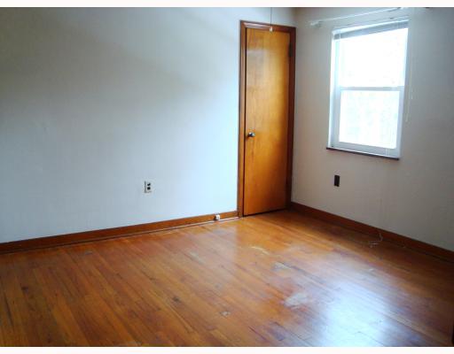 5970 Library Road Bethel Park, PA 15102 - Photo 8 of 11 Master Bedroom.