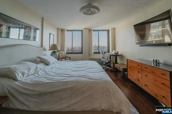 $6,000 | 200 Winston Drive, Unit 2319, Cliffside Park, NJ 07010
