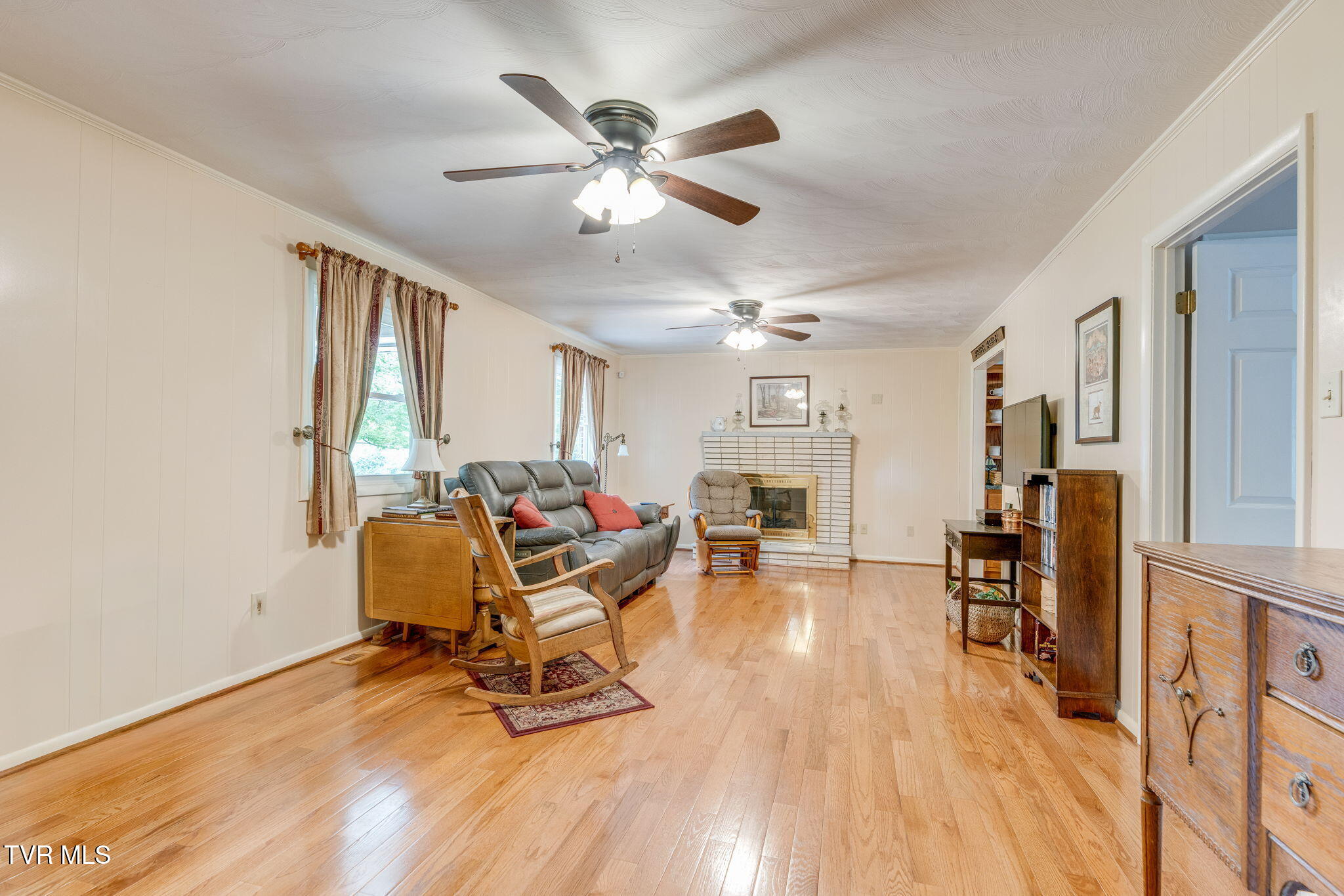 149 Liberty Church Road Kingsport, TN 37663 - Photo 9 of 53 008