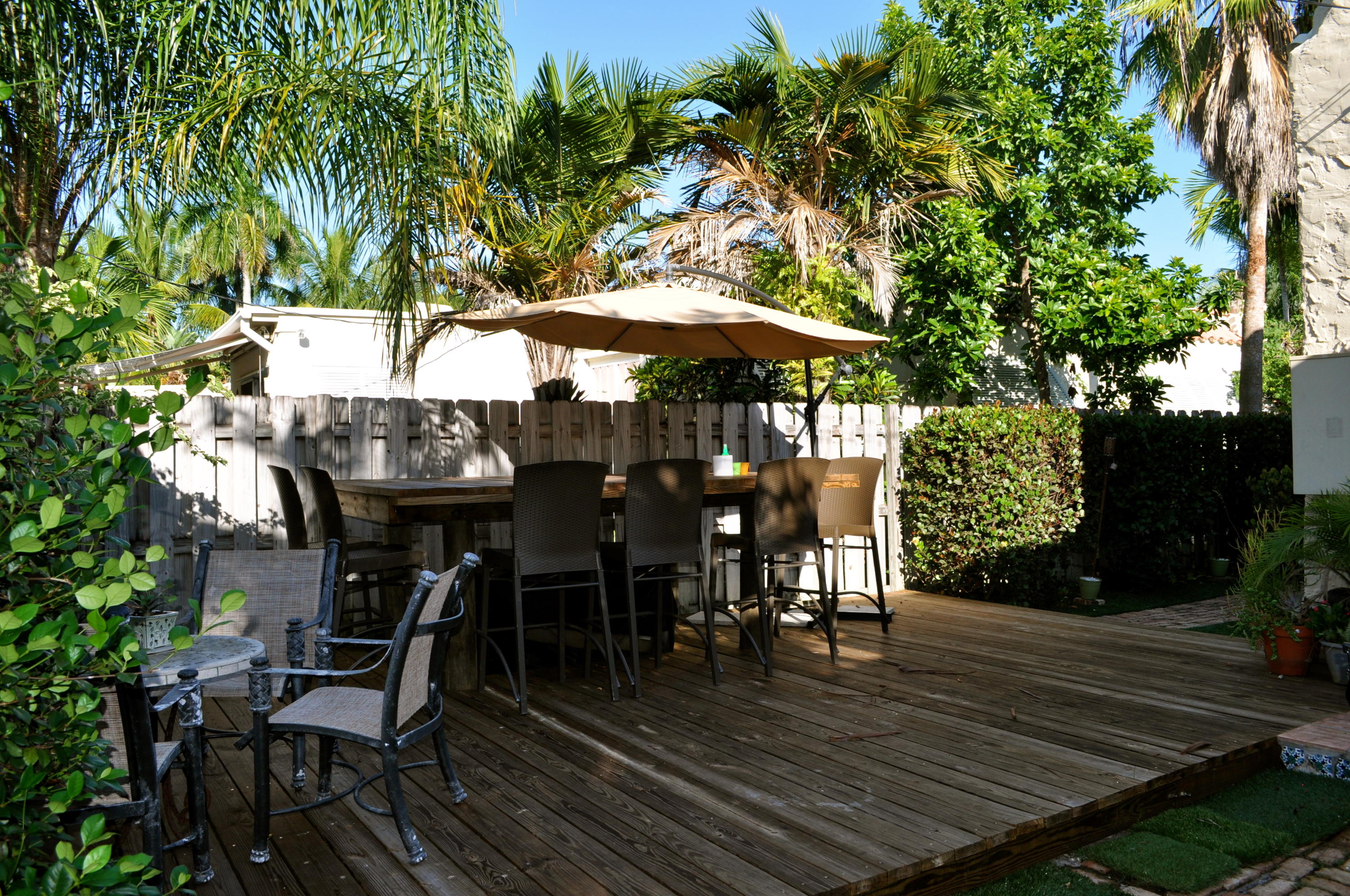 348 Plymouth Road West Palm Beach, FL 33405 - Photo 4 of 36 Outdoor Deck