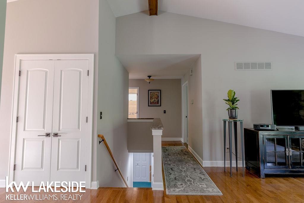 2028 Highsplint Drive Rochester Hills, MI 48307 - Photo 20 of 53