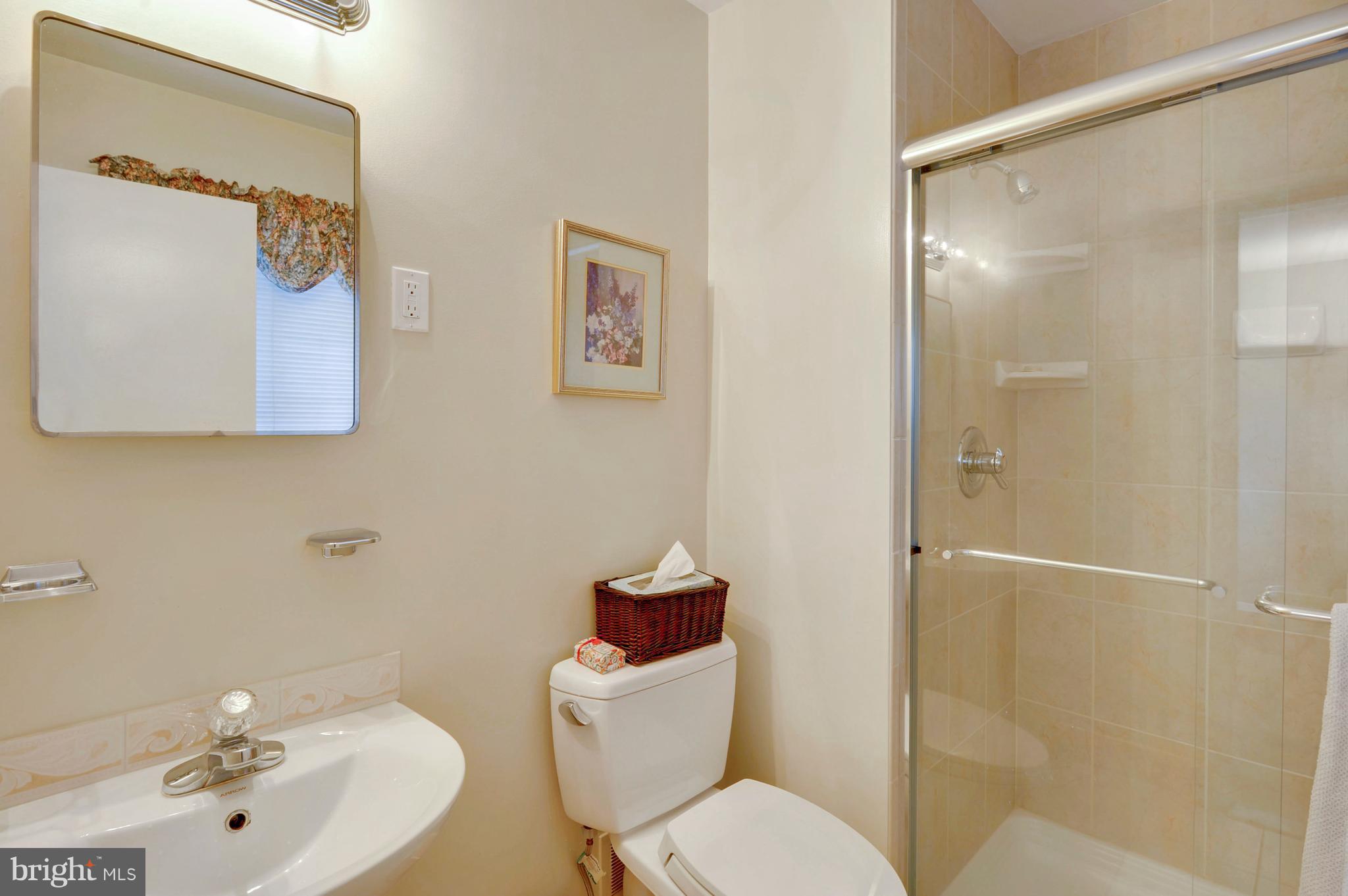 2009 Pelden Road Hyattsville, MD 20783 - Photo 24 of 30 Bath (Master)