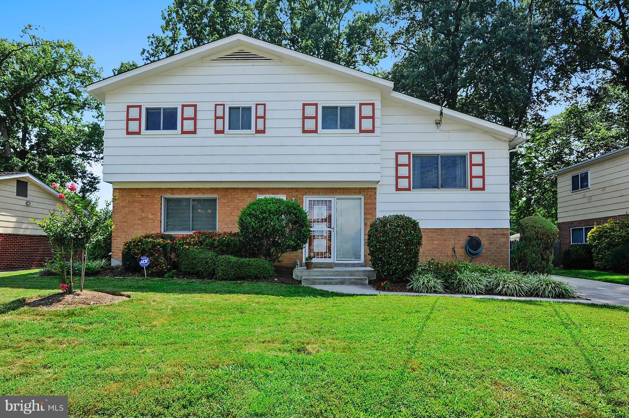 2009 Pelden Road Hyattsville, MD 20783 - Photo 4 of 30 Exterior (Front)