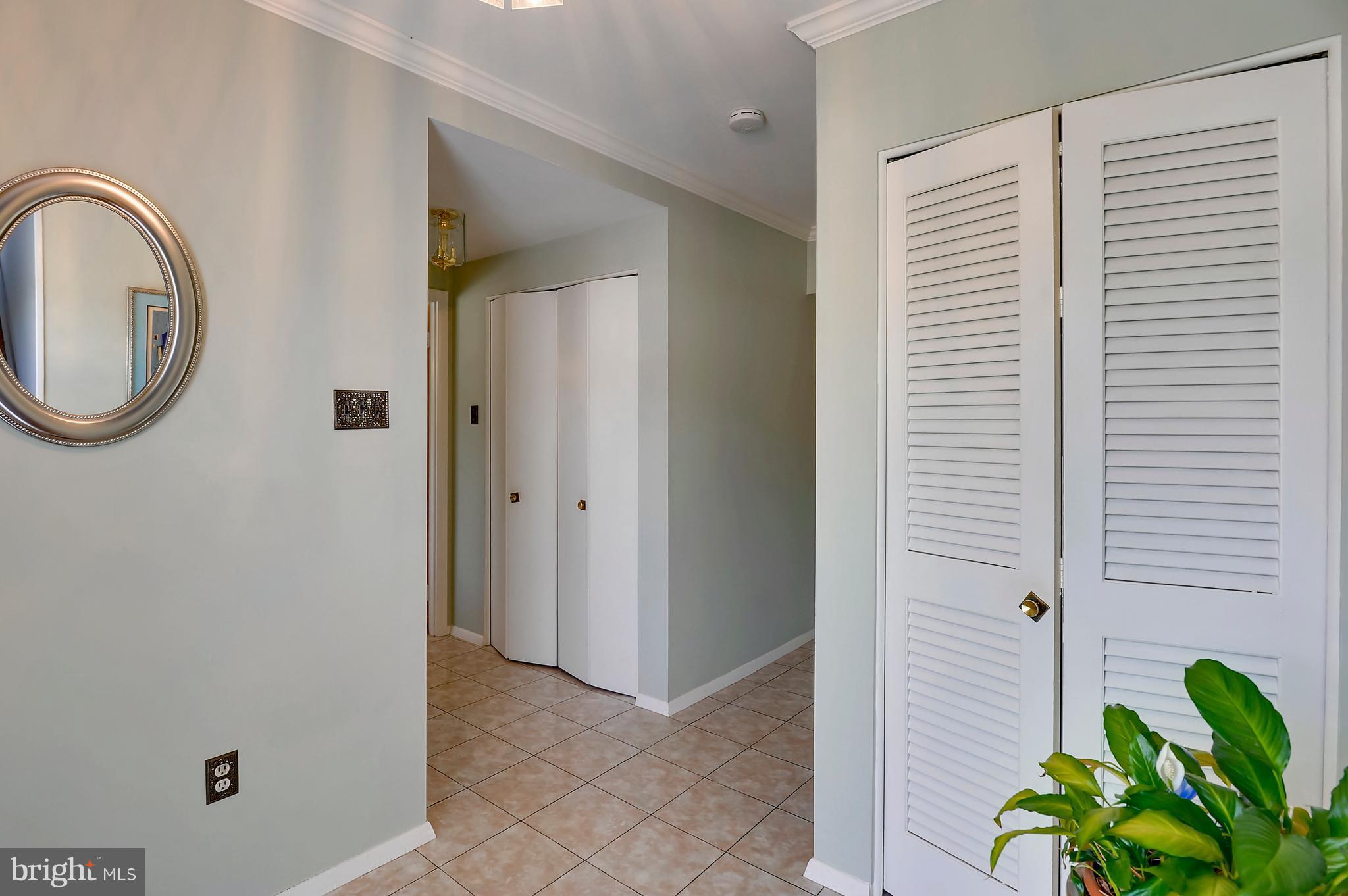 2009 Pelden Road Hyattsville, MD 20783 - Photo 6 of 30 Main Level FoyerI