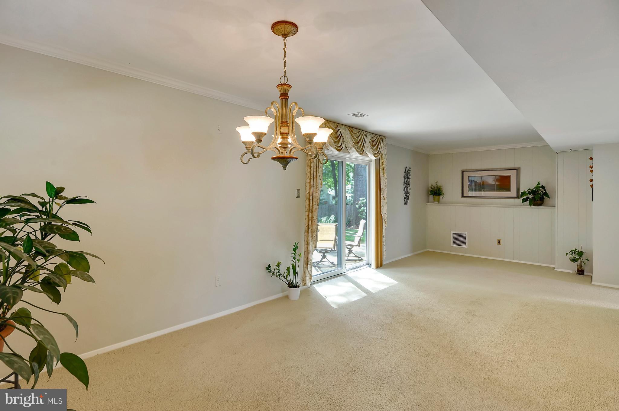 2009 Pelden Road Hyattsville, MD 20783 - Photo 10 of 30 Main Level Dining