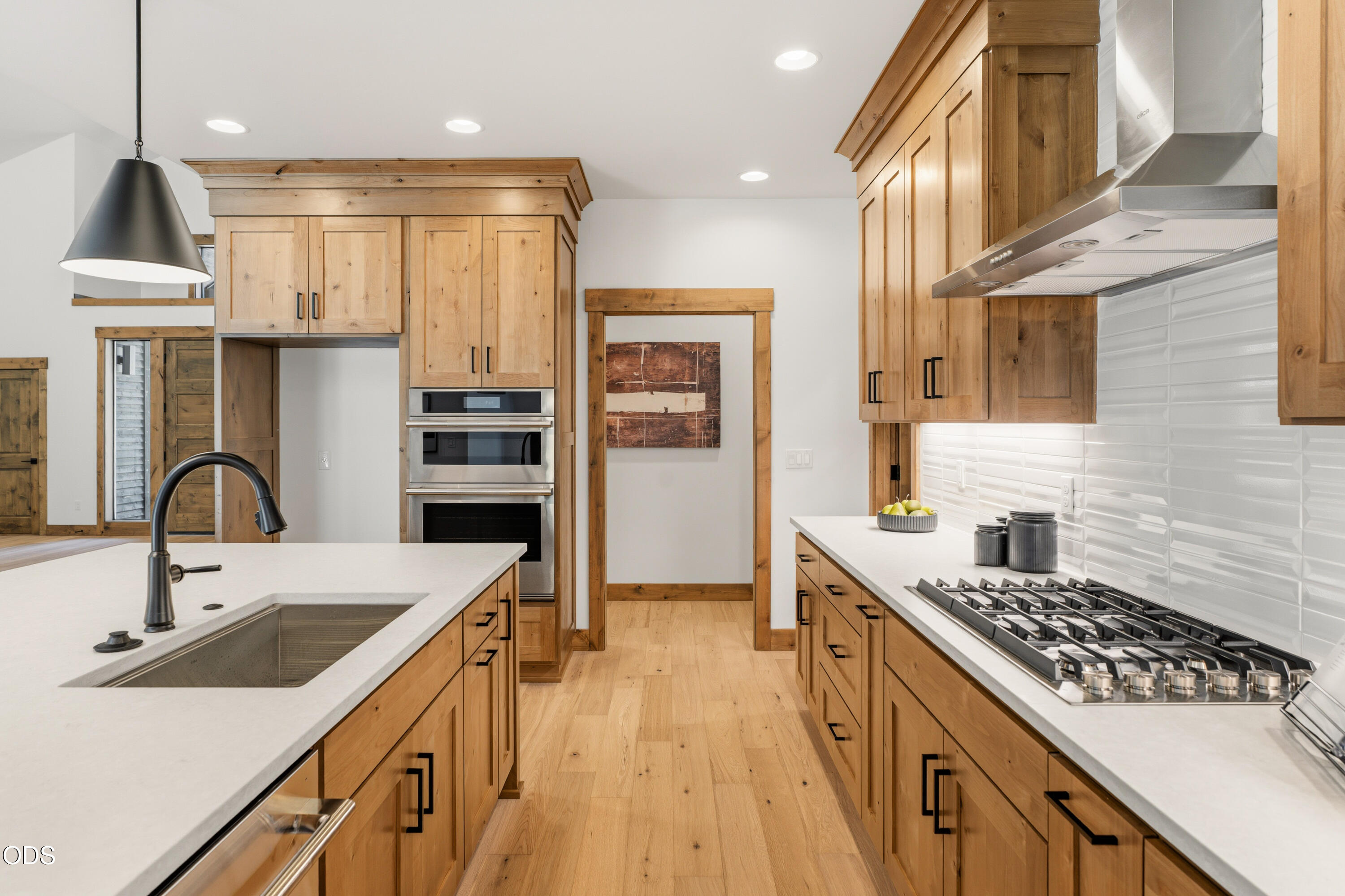 17779 Preservation Loop, Unit 465 Bend, OR 97707 - Photo 6 of 28