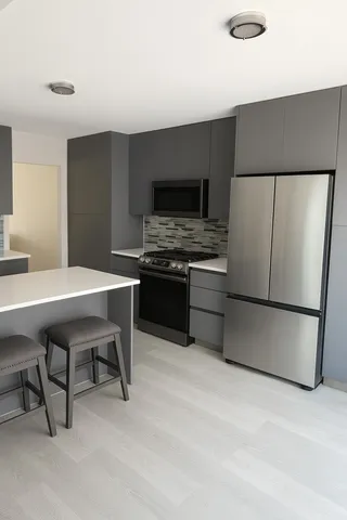 $459,995 | 1039 Sussex Drive, Northbrook, IL 60062