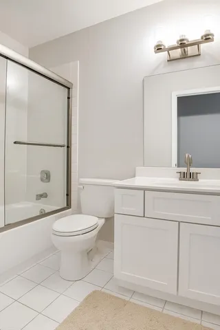 $459,995 | 1039 Sussex Drive, Northbrook, IL 60062