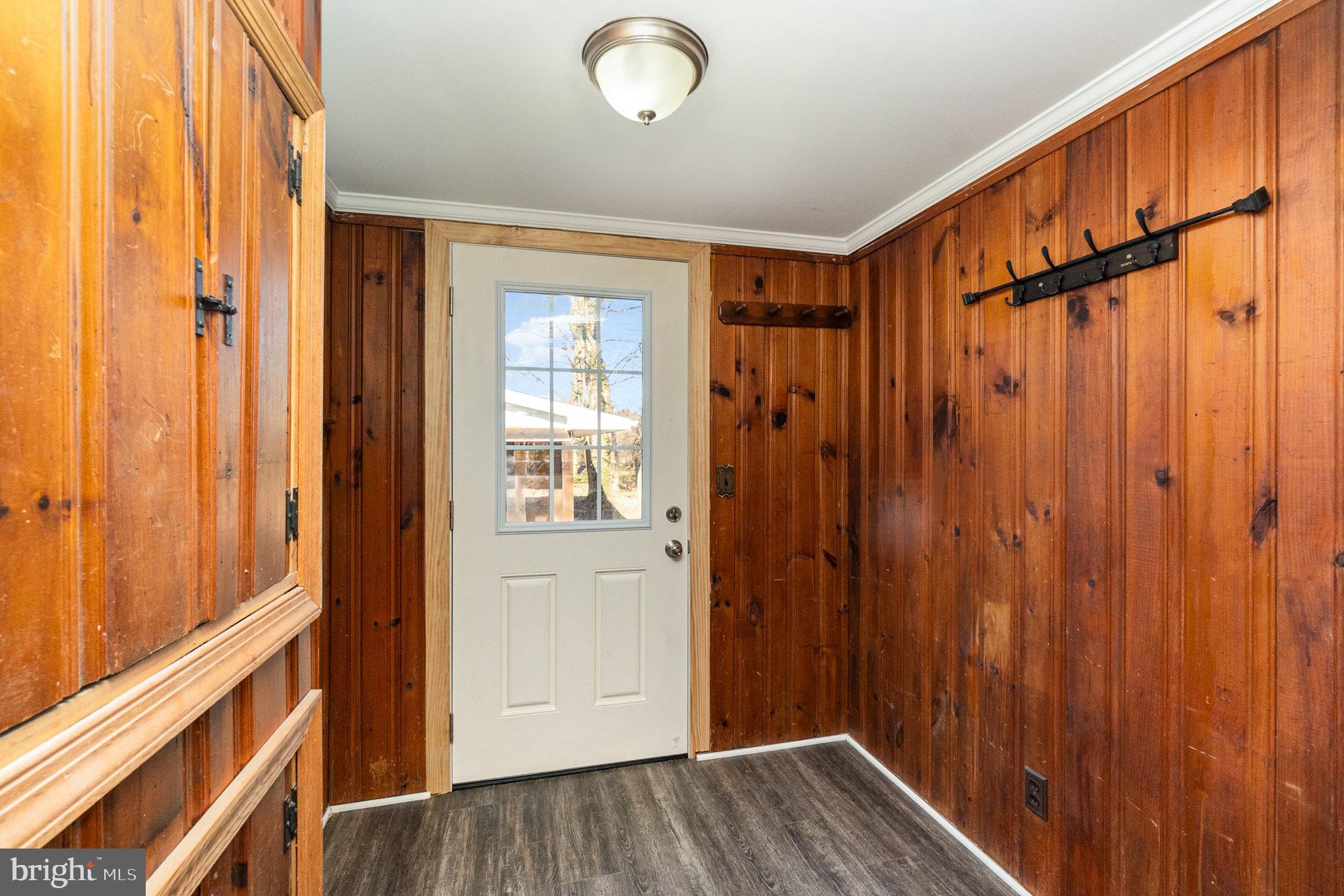1602 Johnson Lane Perryman, MD 21130 - Photo 20 of 27 Mudroom