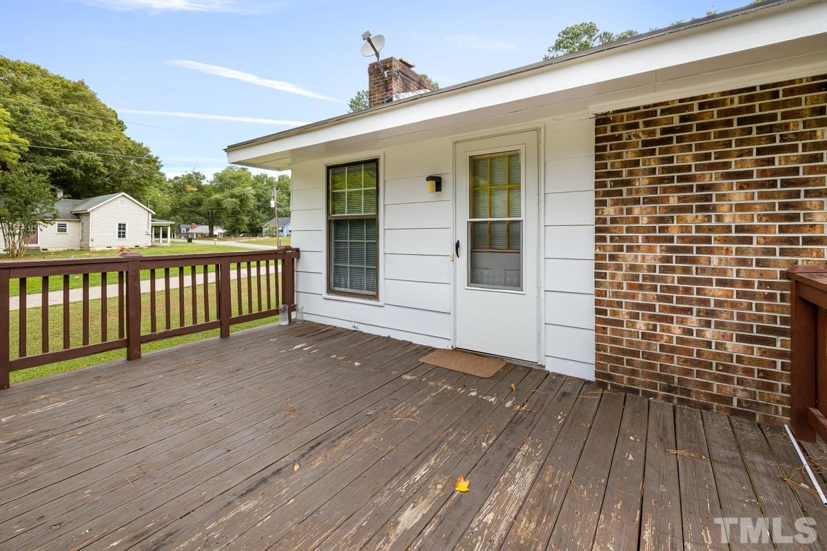 409 North Pine Street Spring Hope, NC 27882 - Photo 8 of 30