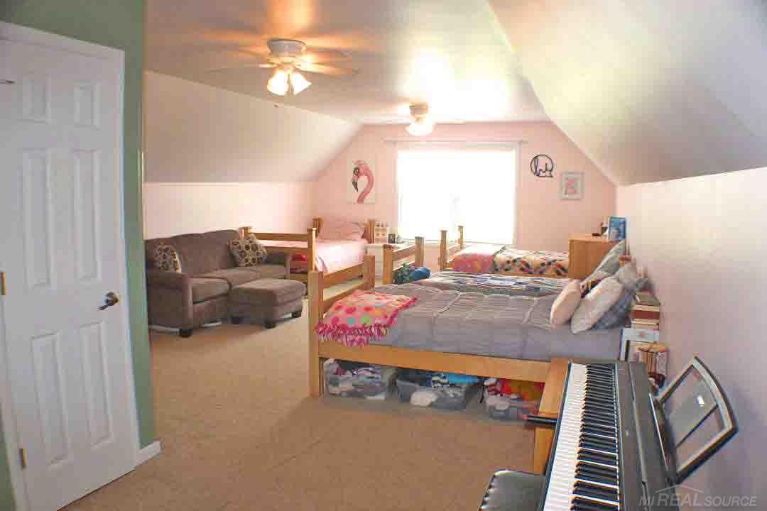 8577 Peck Road Marlette, MI 48453 - Photo 19 of 27 Fully finished upstairs bedroom (29.7x15.11)