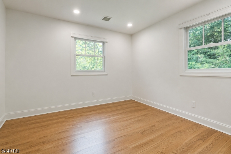 8 Sheeprock Road Kinnelon, NJ 07405 - Photo 25 of 47