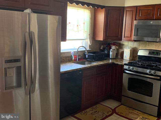 9981 Sandy Road Philadelphia, PA 19115 - Photo 7 of 19 Gallery Image 7