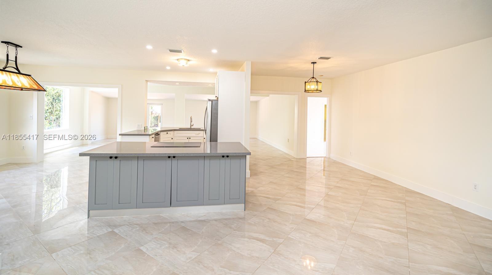2810 Southwest 114th Avenue Miami, FL 33165 - Photo 27 of 62