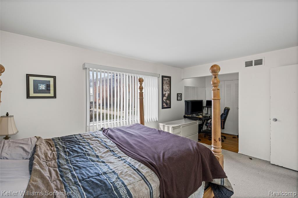 29484 Hoover Road Warren, MI 48093 - Photo 18 of 26 Gallery Image 18