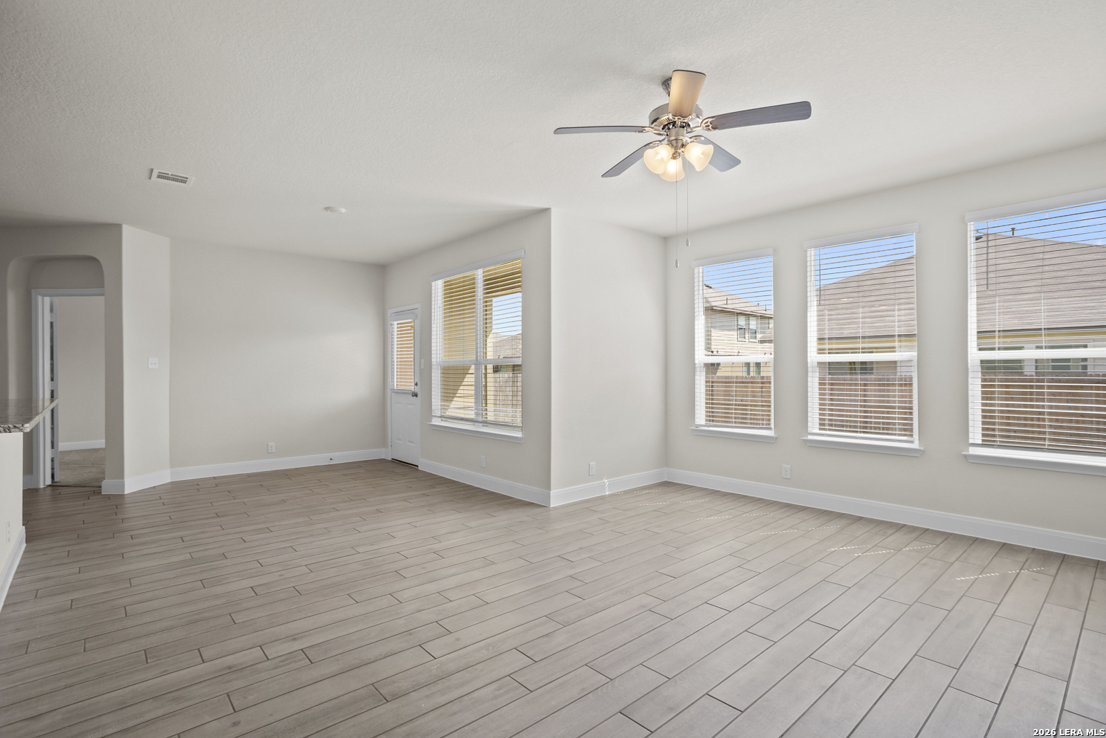 727 Rushing Banks Cibolo, TX 78108 - Photo 13 of 39