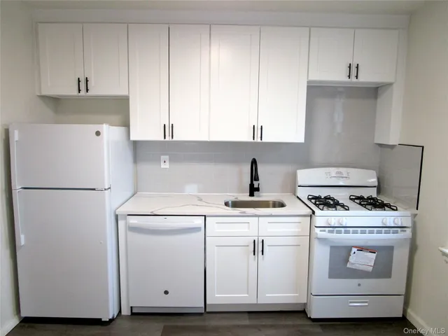 $159,000 | 255 Bronx River Road, Unit 7L, Yonkers, NY 10704