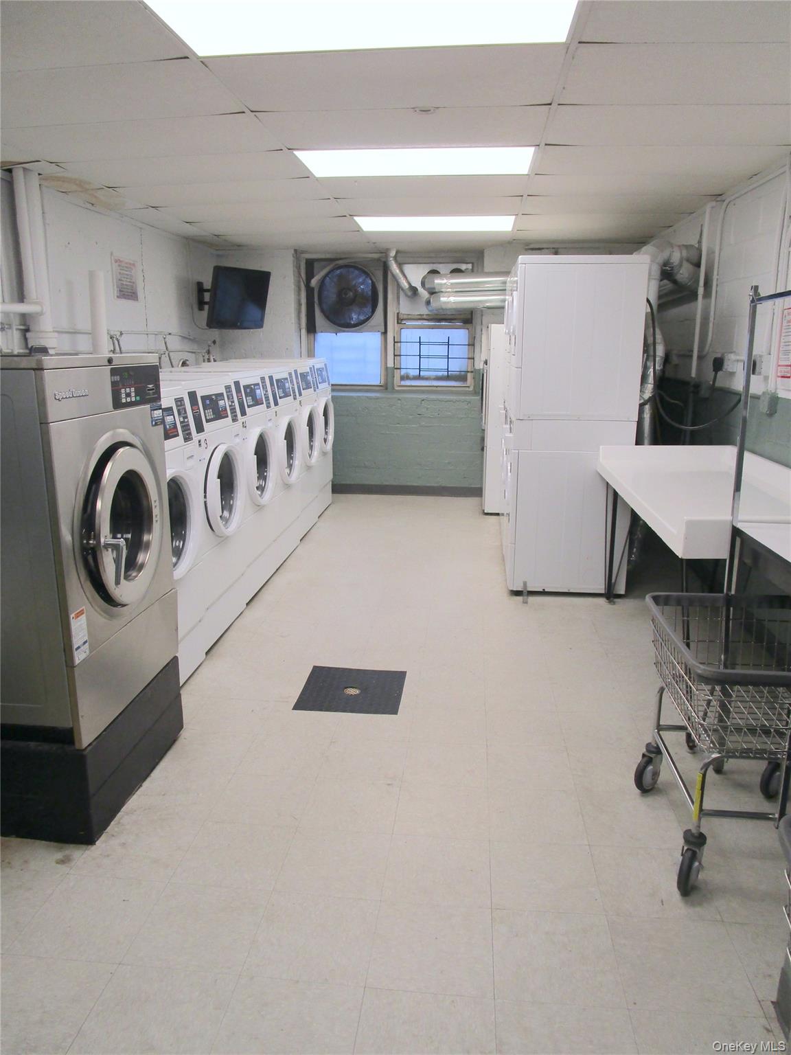 255 Bronx River Road, Unit 7L Yonkers, NY 10704 - Photo 22 of 22