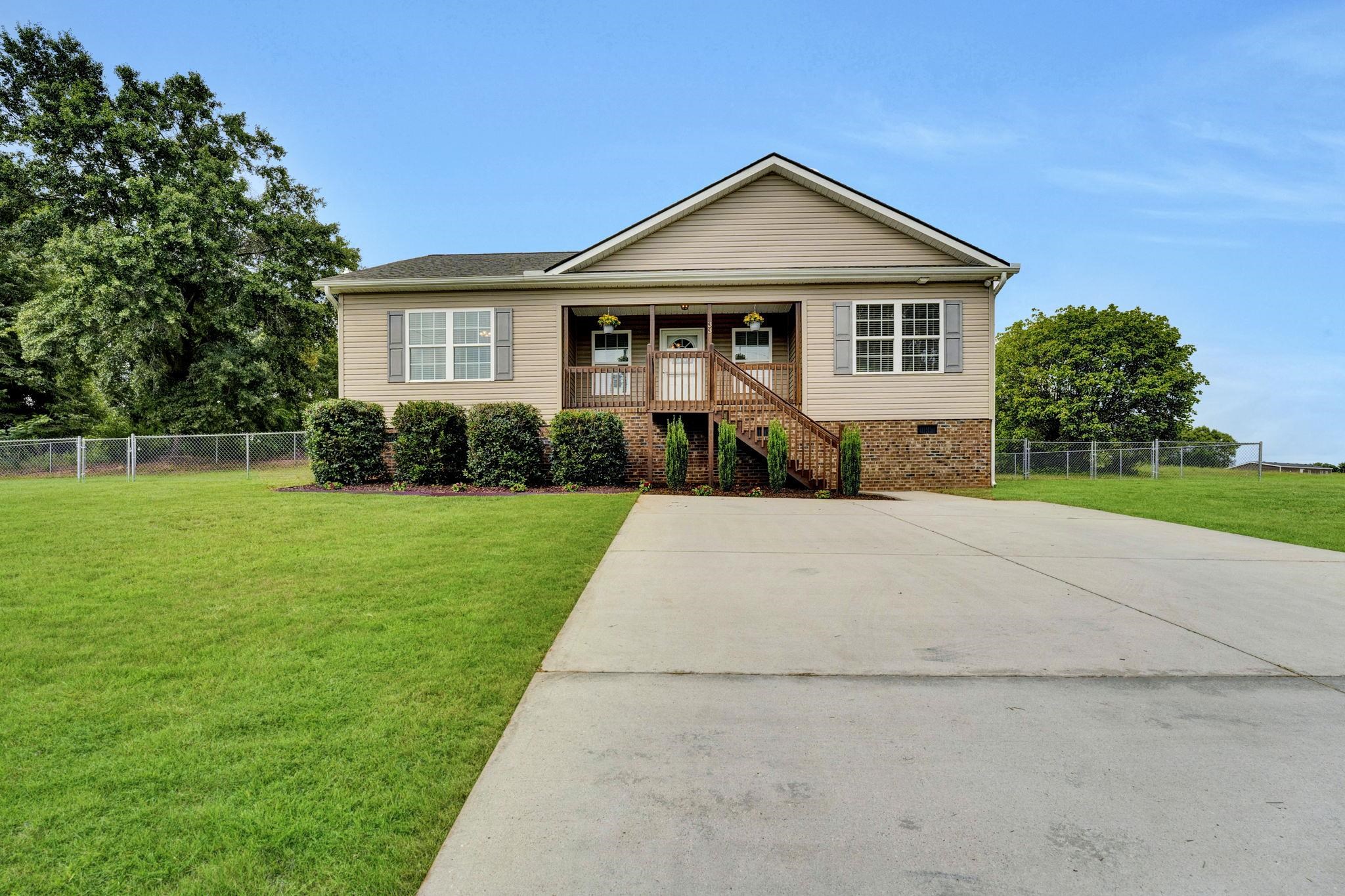 33 Montgomery Road Lyman, SC 29365 - Photo 1 of 36