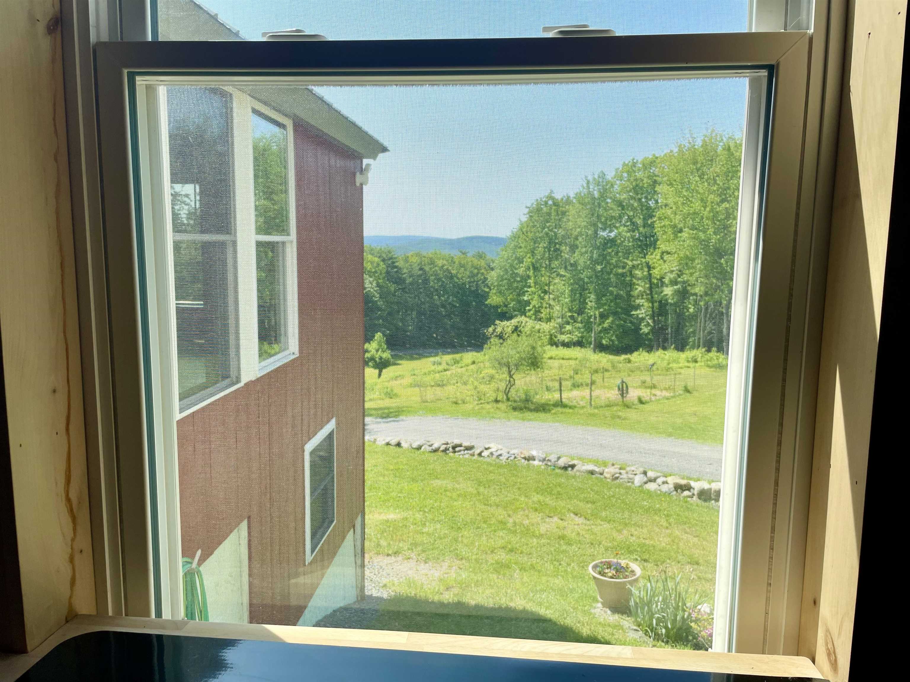 65 Randall Hill Road Rockingham, VT 05101 - Photo 7 of 40